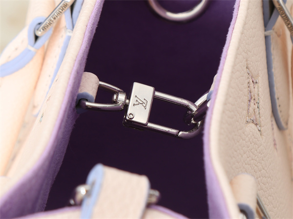 LOUIS VUITTON ルイヴィトン コピー 2WAYクロスボディバッグ カラフルシグネチャー 端正ミニフォルム