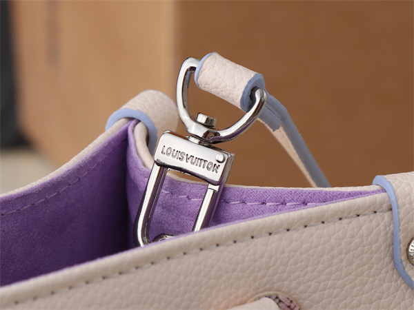 LOUIS VUITTON ルイヴィトン コピー 2WAYクロスボディバッグ カラフルシグネチャー 端正ミニフォルム