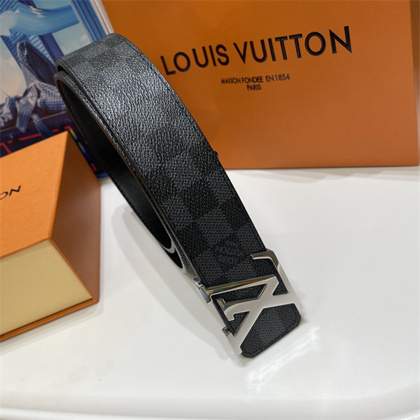 ダミエ柄が映える LOUIS VUITTON ルイヴィトン コピー メンズベルト ツートーンLV金具 クラシックモダン