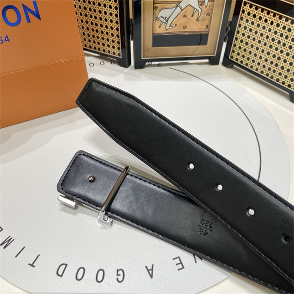 レリーフ柄際立つ LOUIS VUITTON ルイヴィトン コピー ワイドベルト 立体モノグラム メタルエッジ金具