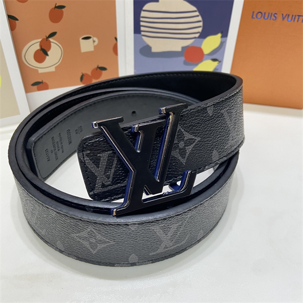 バックル存在感 LOUIS VUITTON ルイヴィトン コピー ワイドベルト モノグラム総柄 シャープな金具使い