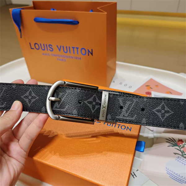 クラシック金具 LOUIS VUITTON ルイヴィトン コピー モノグラムベルト ピンバックル仕様 大人の装い