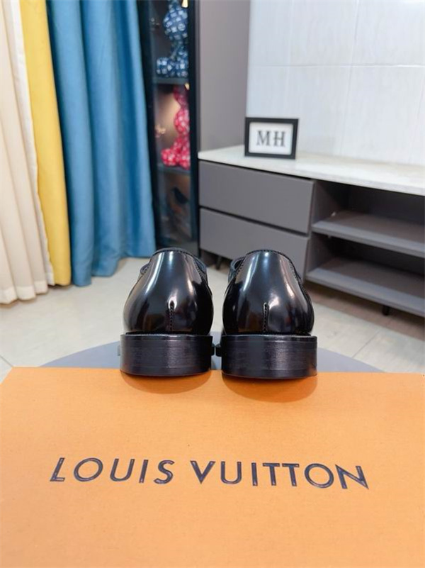 本革使用 2026年新作ルイヴィトンビジネスシューズコピーLOUIS VUITTON高級レザー フォーマル オフィス 通勤