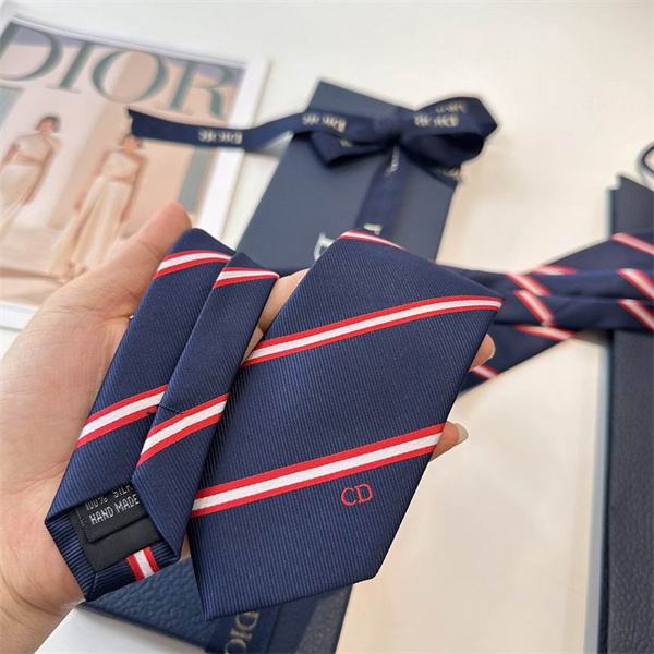 定番  シルク100% ☆DIOR ディオールネクタイコピー2026トレンド上品おしゃれコーディネート