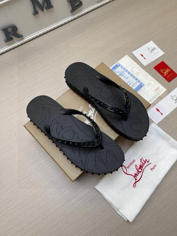 2026トレンド☆ルブタンサンダルスーパーコピー CHRISTIAN LOUBOUTIN人気最新黒色ビーチサンダル