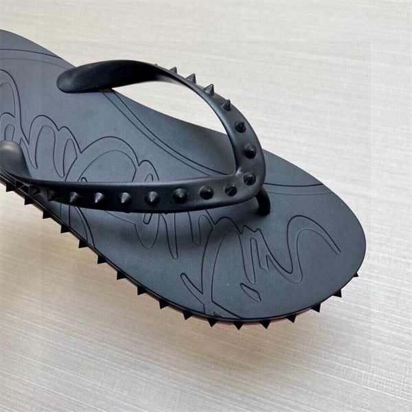 2026トレンド☆ルブタンサンダルスーパーコピー CHRISTIAN LOUBOUTIN人気最新黒色ビーチサンダル