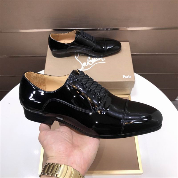 2026年人気 メンズ  本革☆ルブタンビジネスシューズコピー CHRISTIAN LOUBOUTINオフィス  おしゃれ 紳士靴