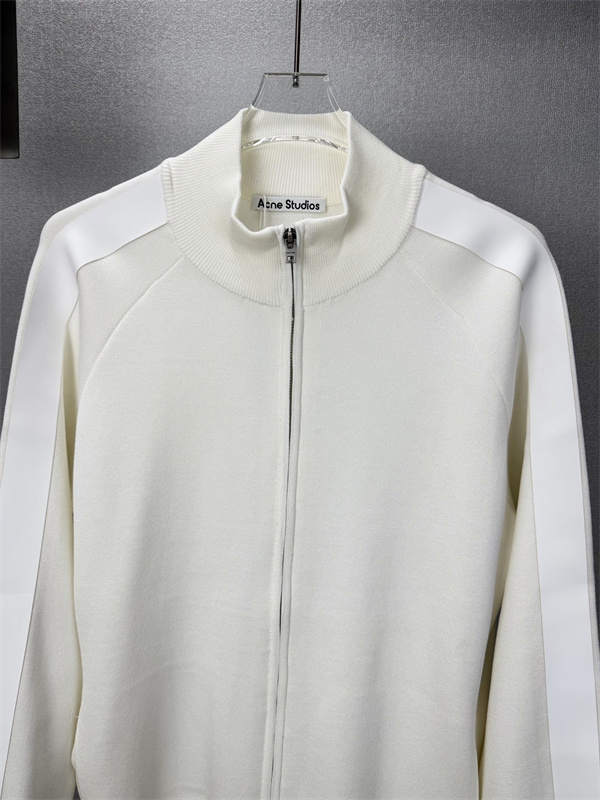 異素材ラインが映える Acne Studios アクネ ストゥディオズ コピー トラックジャケット フルジップ リラックスシルエット