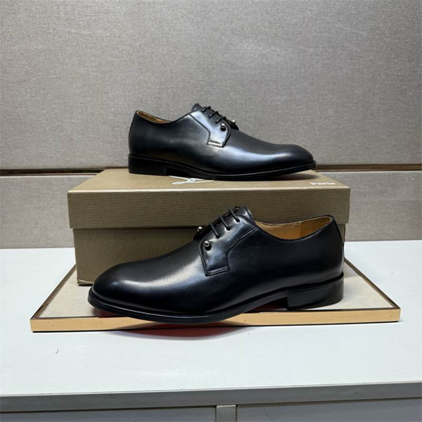 通勤2026年新着☆ルブタンビジネスシューズコピー CHRISTIAN LOUBOUTIN履き心地