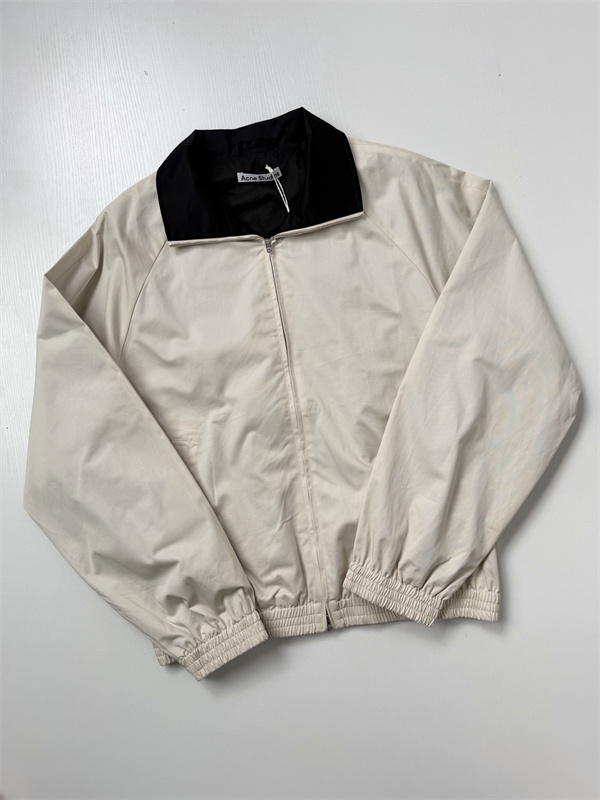 襟配色が映える Acne Studios アクネ ストゥディオズ コピー ジップジャケット ラグランスリーブ イージーヘム