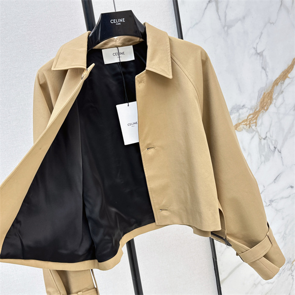 ウエストラインが映える CELINE セリーヌ コピー クロップドジャケット 袖ベルト クラシカルカラー