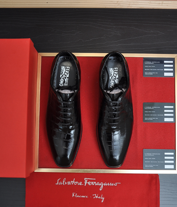 新作★★SALVATORE FERRAGAMO フェラガモビジネスシューズコピーメンズ2026トレンド