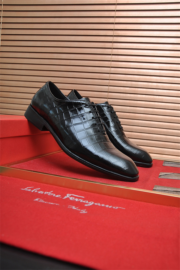新作★★SALVATORE FERRAGAMO フェラガモビジネスシューズコピーメンズ2026トレンド