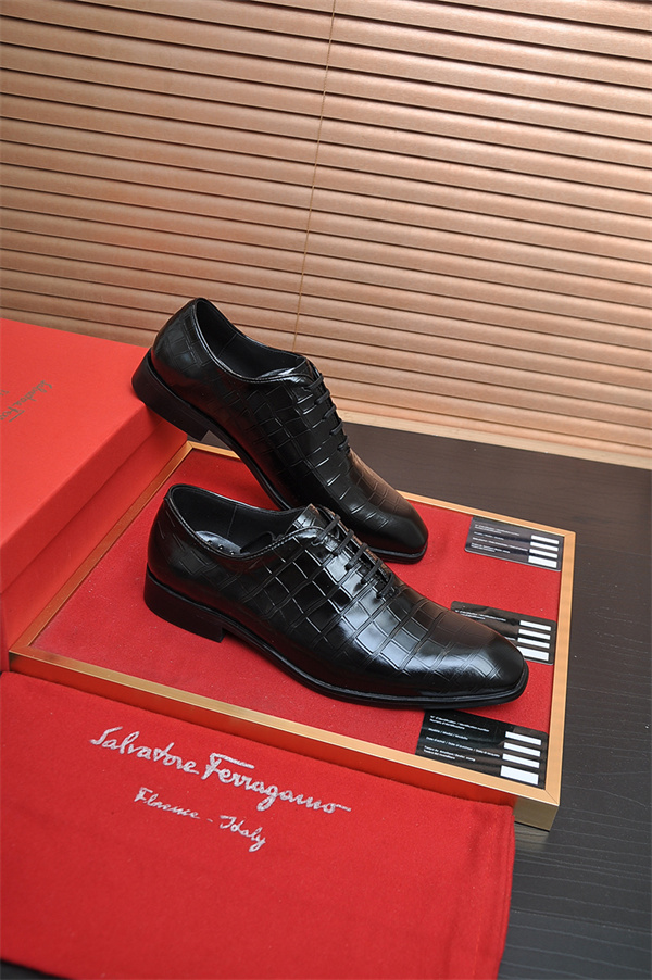新作★★SALVATORE FERRAGAMO フェラガモビジネスシューズコピーメンズ2026トレンド