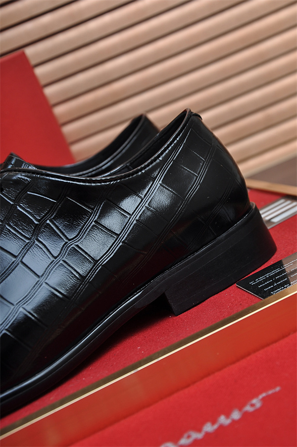 新作★★SALVATORE FERRAGAMO フェラガモビジネスシューズコピーメンズ2026トレンド