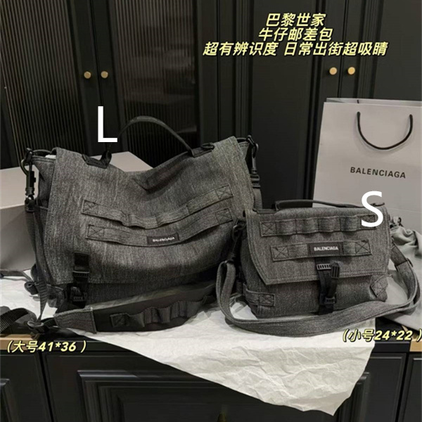 都会派カジュアル BALENCIAGA バレンシアガ コピー ショルダーバッグ フラップポケット ワイドストラップ 機能的デザイン
