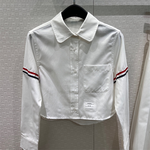 プレッピームード THOM BROWNE トム ブラウン コピー 2ピースセット ポケットシャツ ハイウエストプリーツ