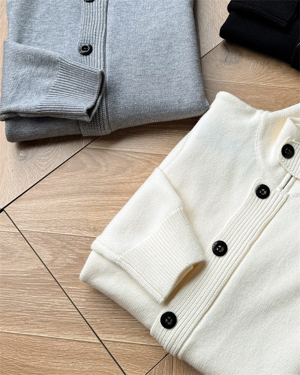 STONE ISLAND ストーンアイランドカーディガンコピー 新作★コットンウール混紡 ニットカーディガン ボタン付き 秋冬