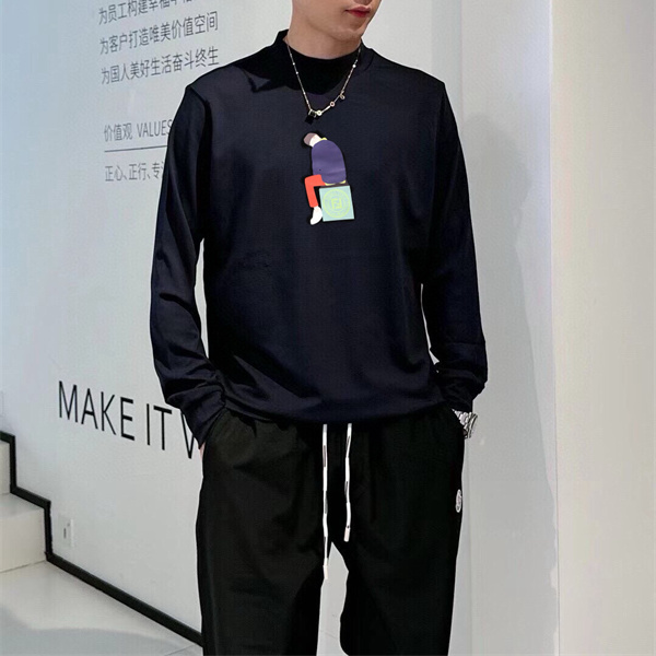 ジオメトリックモチーフ ブラック FENDI フェンディ コピー ロンT リラックスシルエット