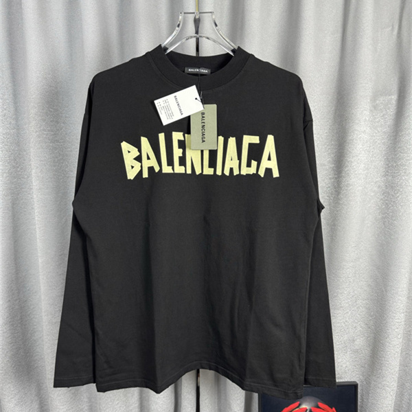 バレンシアガ　BALENCIAGA ロンT ダメージ加工 ビッグロゴ ダメージ加工 BALENCIAGA バレンシアガ コピー レイヤード