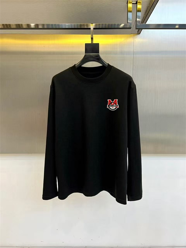 レッドMエンブレム クリーンクルーネック MONCLER モンクレール コピー 長袖Tシャツ スポーツミックス