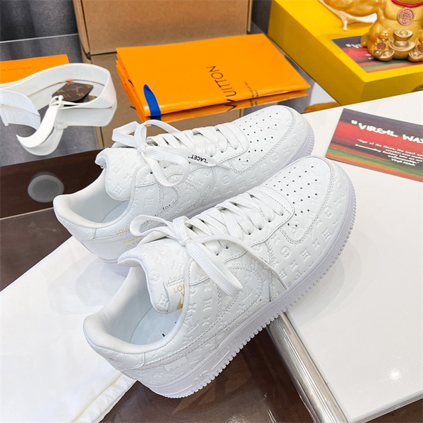 LV➕Off-White➕Nike超人気 ◆モデル愛用◆ルイ ヴィトンスニーカー コピー 激安(日本最大級)