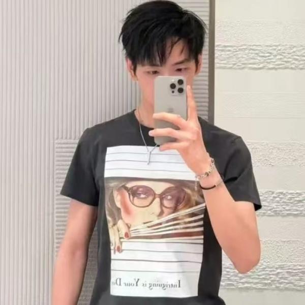 2026新作 雑誌カバーフォト ディオール 半袖Tシャツ デジタルプリント Dior 涼感タッチ
