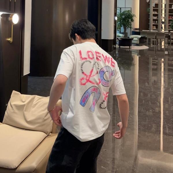 新作注目 手描きグラフィック ロエベ 半袖Tシャツ バックプリント LOEWE ゆったりシルエット