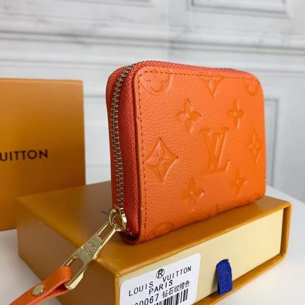 人気上昇 Louis Vuitton 激安 コンパクト財布 エンボス加工 ルイヴィトン カード収納 カラーバリエーション