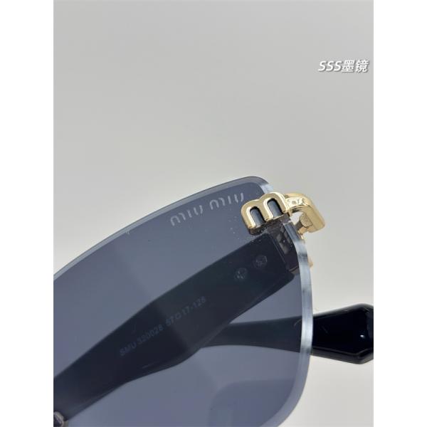 リムレス風 Mモチーフテンプル MIU MIU ミュウミュウ コピー サングラス 話題性抜群