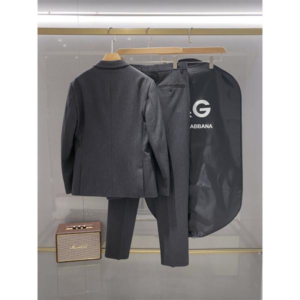 美しいシルエット 上品見え 品質重視 ZEGNA ゼニア コピー ビジネススーツ 丁寧な仕立て