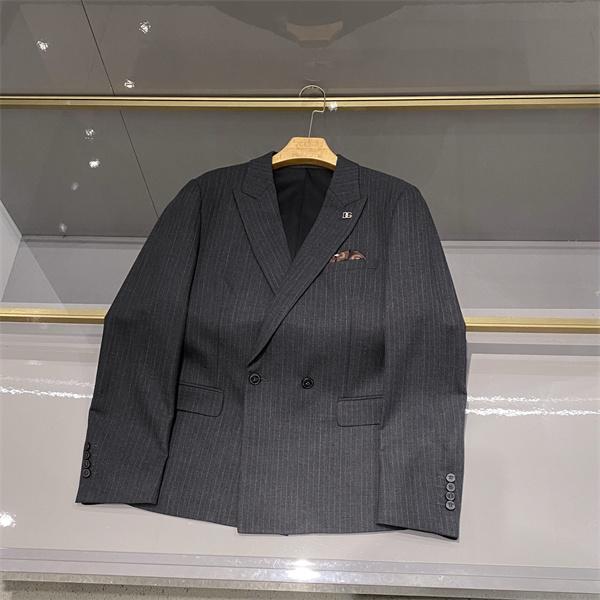 美しいシルエット 上品見え 品質重視 ZEGNA ゼニア コピー ビジネススーツ 丁寧な仕立て