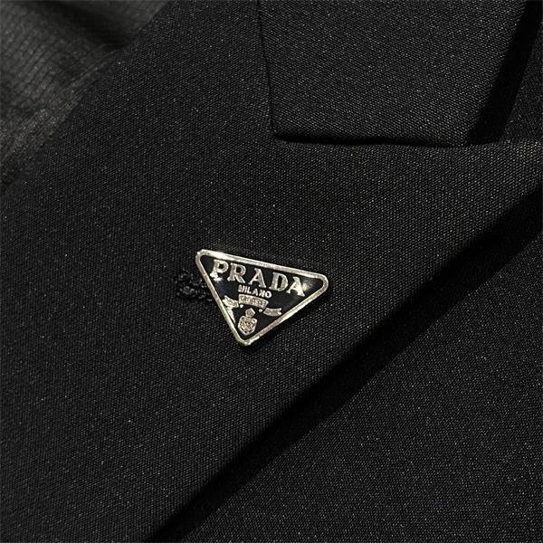 緻密な縫製 なめらかな生地感 美しい落ち感 PRADA プラダ コピー テーラードスーツ 仕立て映え