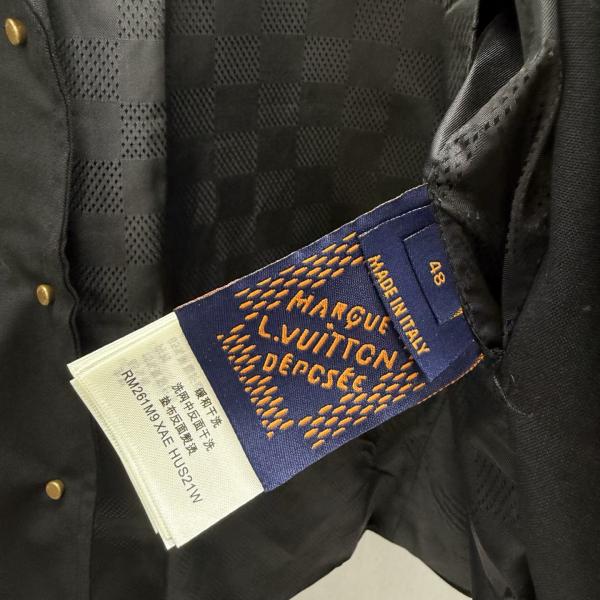 構築的ウエスタンヨーク スナップボタン LOUIS VUITTON ルイヴィトン コピー シャツジャケット 話題の新顔