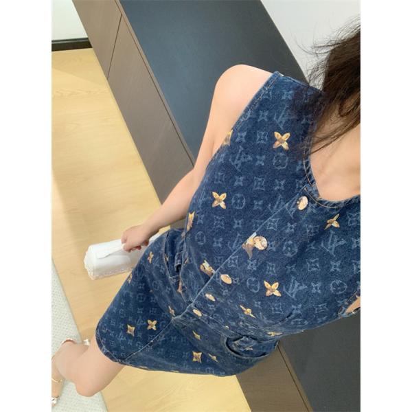 売れ筋候補 メタルボタン ポケット付き LOUIS VUITTON ルイヴィトン コピー ノースリーブデニムワンピース すっきりシルエット