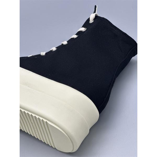ロングレースアップ ボリュームソール シャープな存在感 RICK OWENS リック・オウエンス コピー 厚底ハイカットスニーカー 話題先行