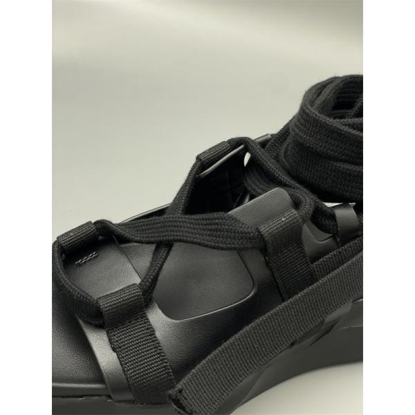 多重ストラップ RICK OWENS リック・オウエンス コピー レースアップサンダル 立体感あふれるモデル 話題先取り