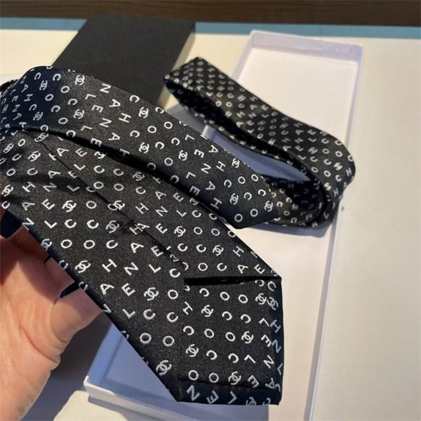 CHANEL人気 ★ シャネル  ネクタイ スーパーコピー 新作 限定 ジョーゼット織り 軽やかで上品な風合い