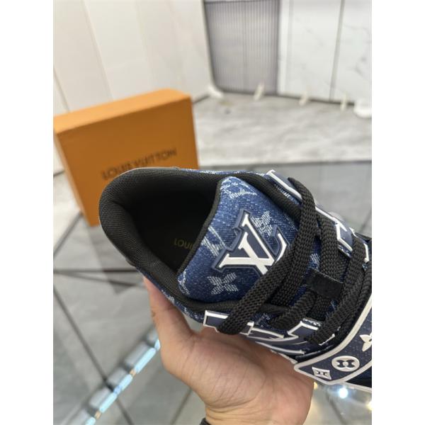 総柄モチーフ ダブルホールド仕様 LOUIS VUITTON ルイヴィトン コピー ローカットシューズ 旬顔カジュアル 話題入り