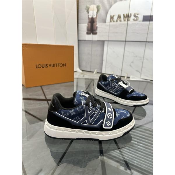 総柄モチーフ ダブルホールド仕様 LOUIS VUITTON ルイヴィトン コピー ローカットシューズ 旬顔カジュアル 話題入り