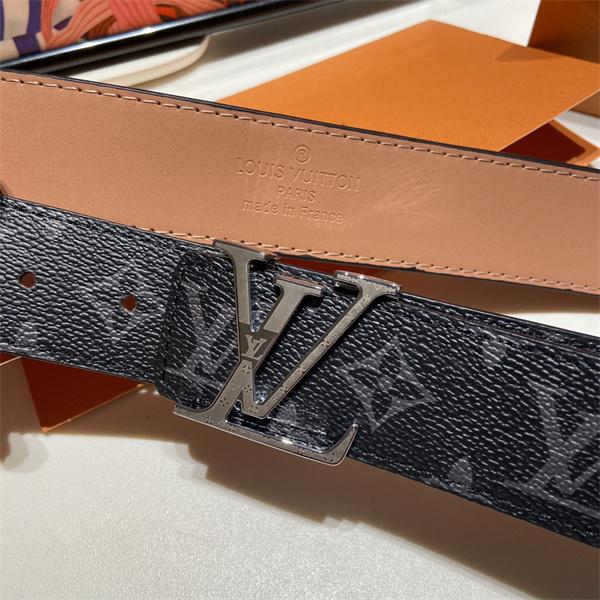 売れ筋候補 LOUIS VUITTON ルイヴィトン コピー メンズ ロゴベルト ワイドシルエット メタルLV 着こなし映え