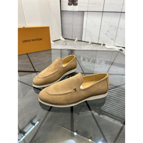 スリッポン仕様 スマートフォルム LOUIS VUITTON ルイヴィトン コピー スエードローファー 6色展開 注目度急伸