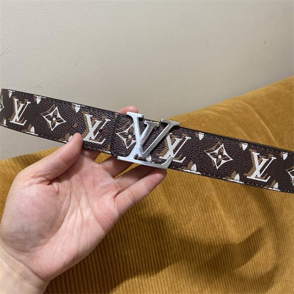 売れ行き好調 LOUIS VUITTON ルイヴィトン コピー メンズ ロゴベルト メタルLVバックル アート感ある主役級デザイン