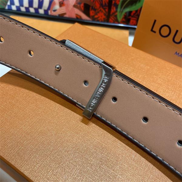 売れ行き好調 LOUIS VUITTON ルイヴィトン コピー メンズ ロゴベルト メタルLVバックル アート感ある主役級デザイン