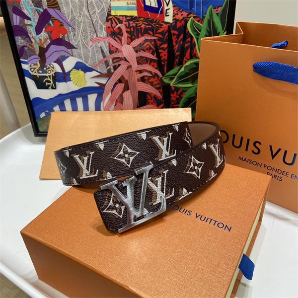売れ行き好調 LOUIS VUITTON ルイヴィトン コピー メンズ ロゴベルト メタルLVバックル アート感ある主役級デザイン
