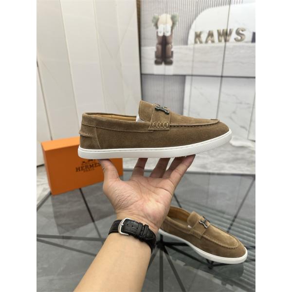 柔軟フィット コントラストソール HERMÈS エルメス コピー ドライビングローファー 大人の休日コーデに活躍 新鮮ムード