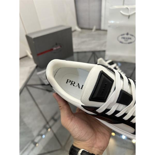 厚底ラバーソール ミニマルフォルム PRADA プラダ コピー ローカットスニーカー 4タイプ展開 デイリー対応 今季注目