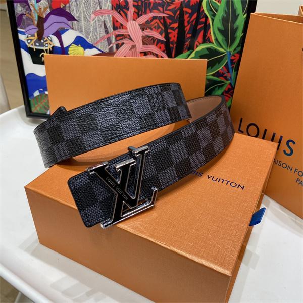 売れ筋期待 LOUIS VUITTON ルイヴィトン コピー メンズ ロゴベルト メタルLVモチーフ アイコニックデザイン