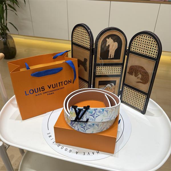モノグラム アート調グラフィック レザー調トリム LOUIS VUITTON ルイヴィトン コピー ベルト  人気上昇中