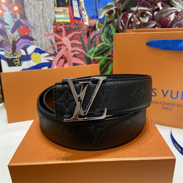 クラシカルな表情 LOUIS VUITTON ルイヴィトン コピー レザーベルト ジャケットコーデにも好相性 指名買い候補